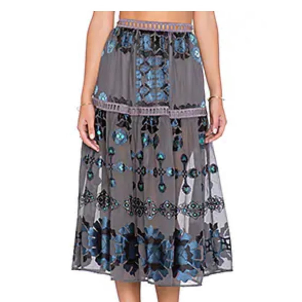 FOR LOVE AND LEMONS by Revolve Barcelona Midi Skirt Size L